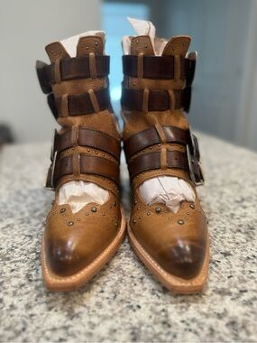 NEW FREEBIRD JUDGE Tan and Dark Brown Strappy Studded Ankle Booties